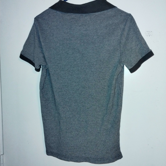 Mens Hollister polo - Picture 2 of 3